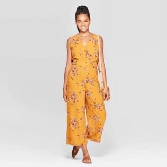 Xhiliration One pc wide leg jumpsuit sz Medium - Picture 1 of 8